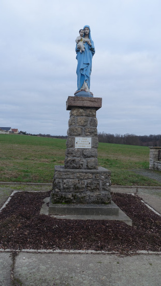 Vierge érigée en souvenir de 1944