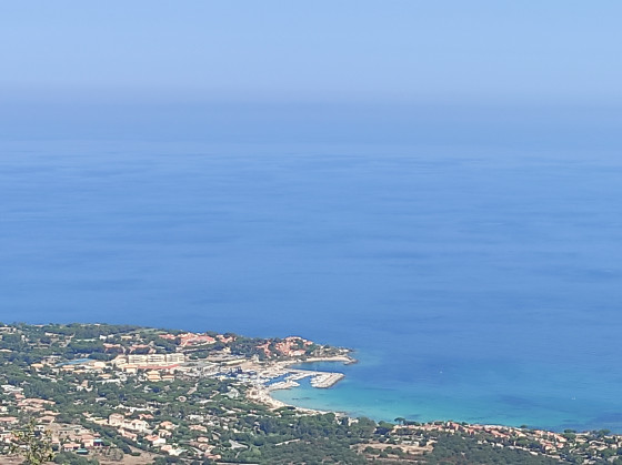 Village ruin&eacute; d'Occi