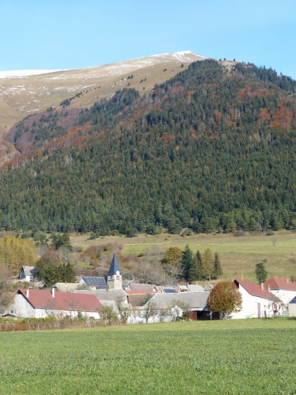 Villard et le Pérollier