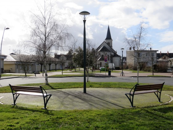 Voie piétonne derrière l\'église