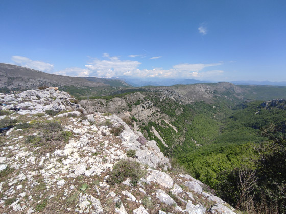 Vue au sommet de St Valentin (1093m)