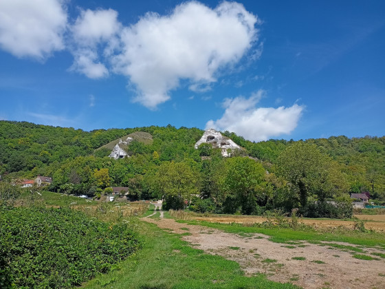 Vue de Haute-Isle depuis la Seine