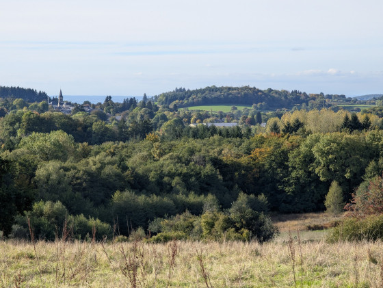 Vue de la commune d'Ouroux en Morvan