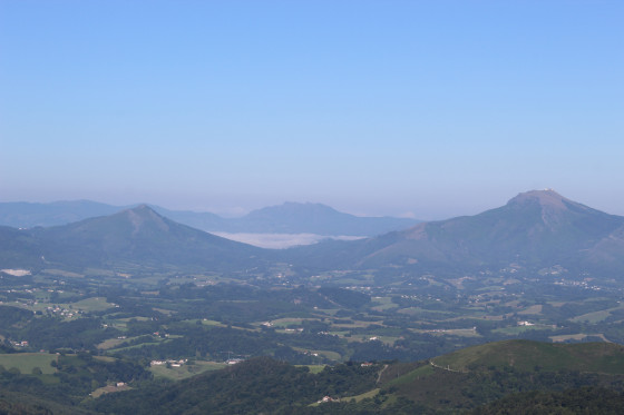 Vue depuis les crêtes du Mont Bizkayluze