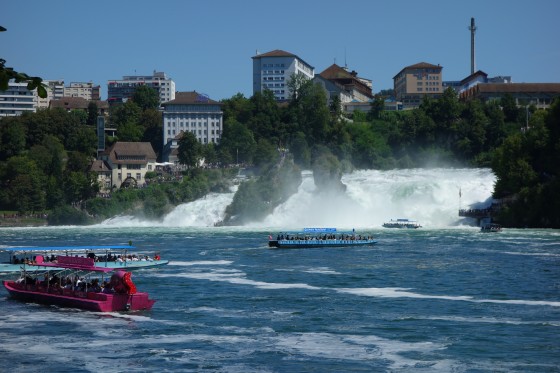 Vue des chutes en descendant du parking