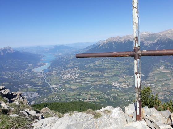 Vue des crêtes du Mont Orel