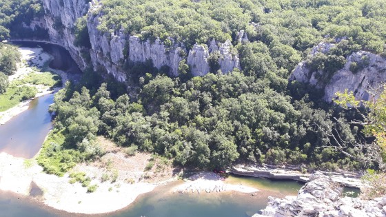 Vue du Chassezac depuis la corniche