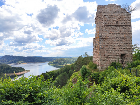 Vue du Ch&acirc;teau de Pierre-Perc&eacute;e