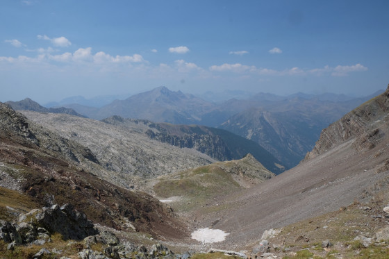 Vue du col sur la mont&eacute;e du jour