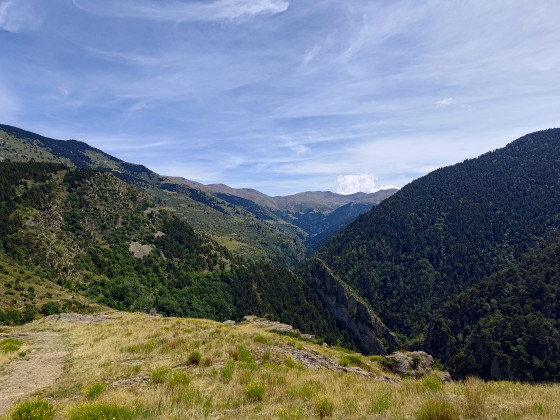 Vue du fond de la vall&eacute;e