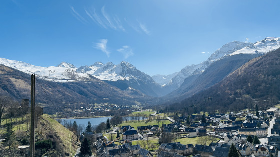 Vue du haut de Genos sur la vallée de Loudenvielle