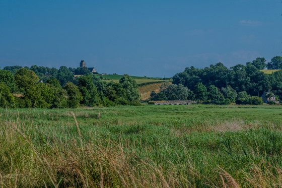 Vue du pont de la roque sur le Mont césar