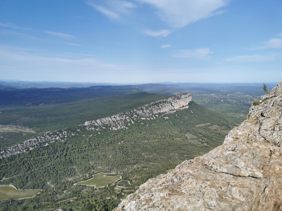 Vue du sommet du Pic Saint Loup