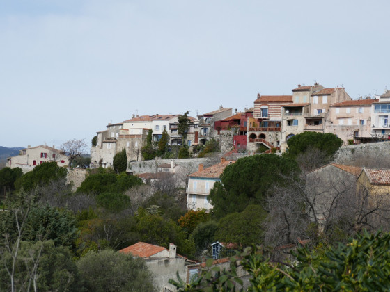 Vue du village du Castellet