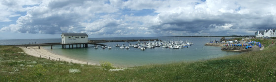 Vue panoramique du port de Tr&eacute;vignon