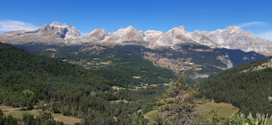 Vue panoramique sur les sommets du nord du D&eacute;voluy