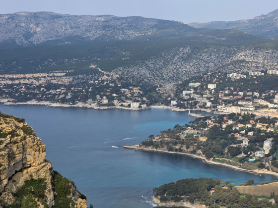 vue plongeante sur  Cassis