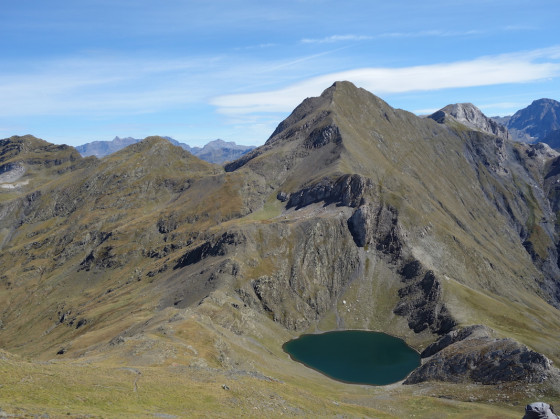 Vue plongeante sur le Lac de la Bernatoire