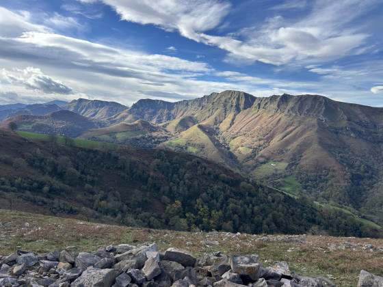 Vue splendide sur les Cr&ecirc;tes d'Iparla