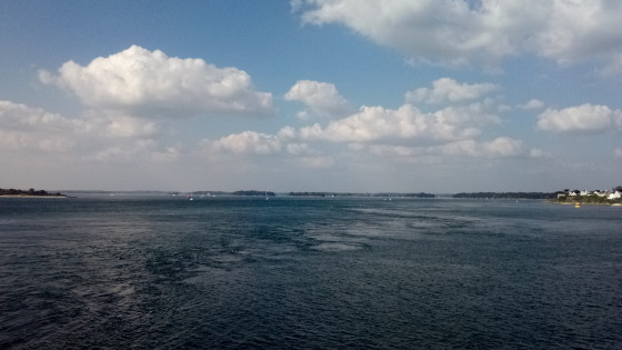 Vue sur l'entr&eacute;e du Golfe et son puissant courant