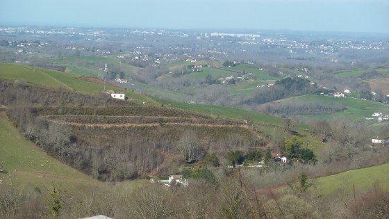 Vue sur la campagne basque.