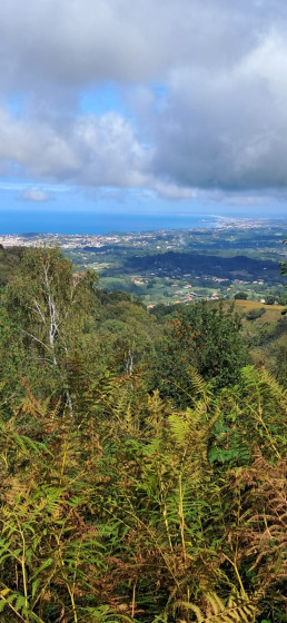 Vue sur la c&ocirc;t atlantique depuis le Col d'Ibardin