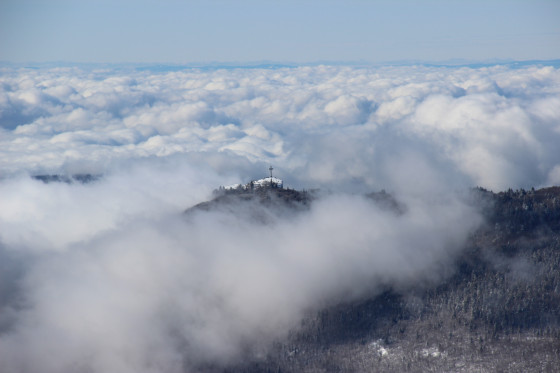 vue sur la croix du Nivolet