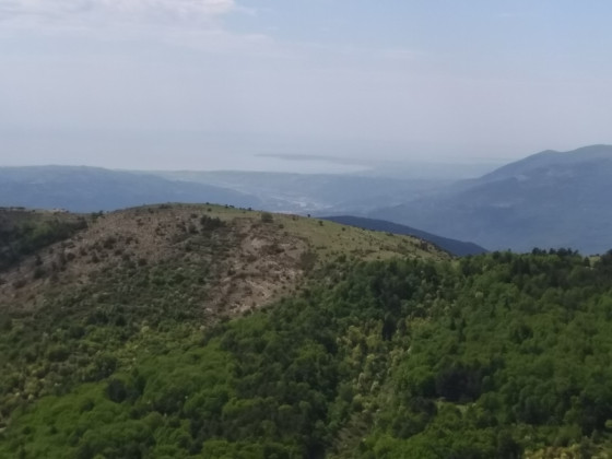 vue sur la m&eacute;diterrann&eacute;e depuis les cr&ecirc;tes du sanctuaire
