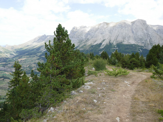 Vue sur la montagne de Faraut