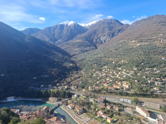 Vue sur la vall&eacute;e de la Roya