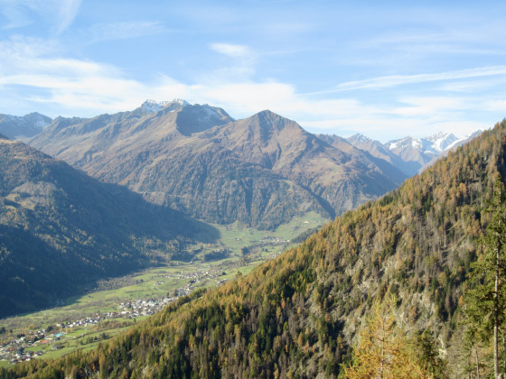 Vue sur la vall&eacute;e de Virgen