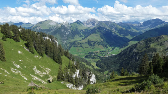 Vue sur la vall&eacute;e