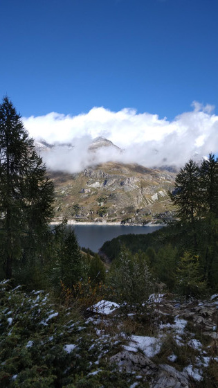 Vue sur lac du Chevril