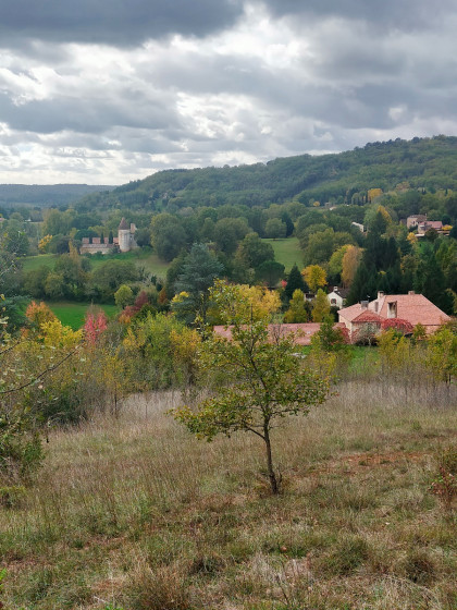 Vue sur le Chateau de Cieurac, entre points de passage 8 et 9