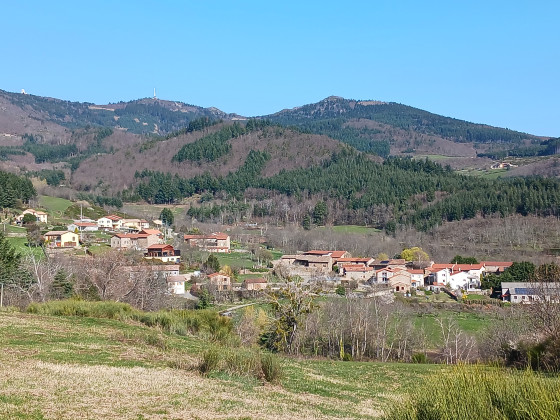 Vue sur le cr&ecirc;t de l'oeillon