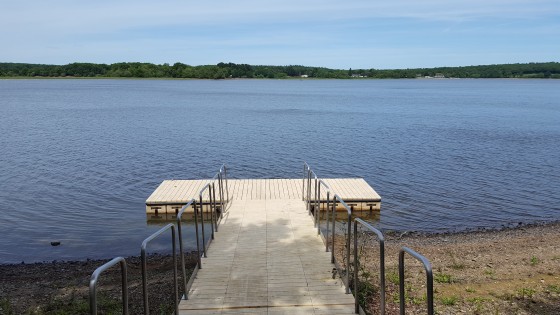 Vue sur le lac de Vioreau