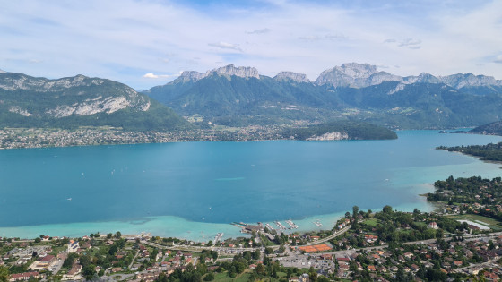 Vue sur le lac