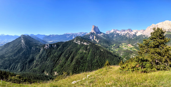 Vue sur le Mont Aiguille