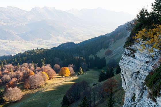 Vue sur le plateau depuis la crête de Charande