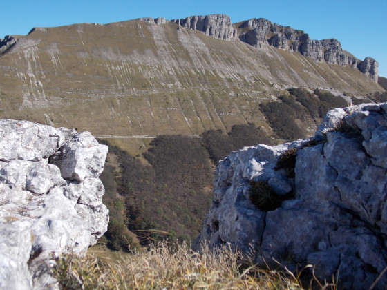 Vue sur le roc de Toulaud