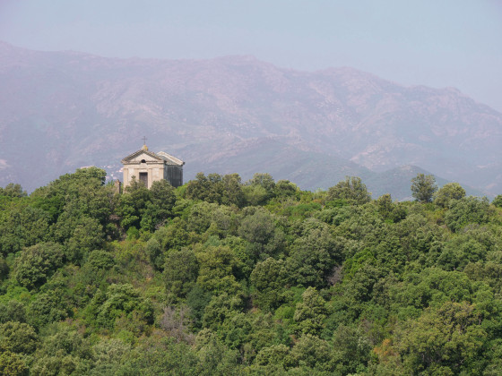 Vue sur le tombeau des Rivarola