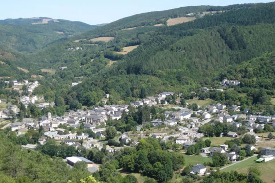 Vue sur le village de Vabre