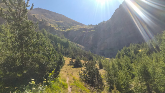 Vue sur les cascades du Cimet