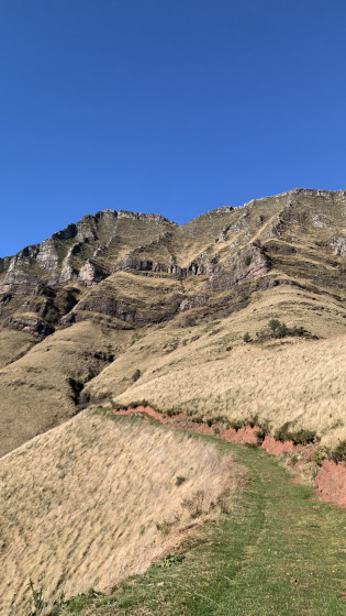 Vue sur les crêtes, avant l’ascension