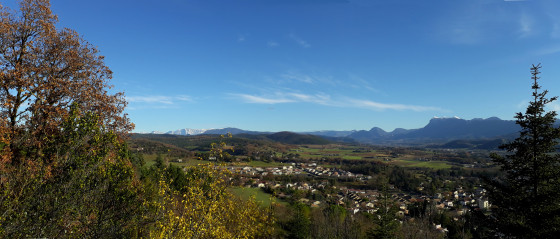 Vue sur les Trois becs depuis le sentier