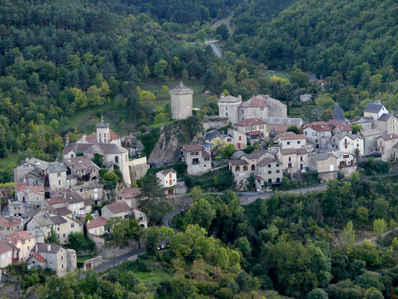 vue sur Peyrelau