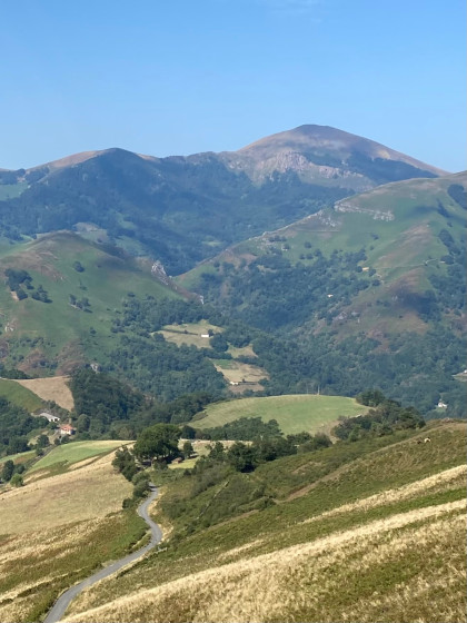 Vue sur le paysage depuis la rando