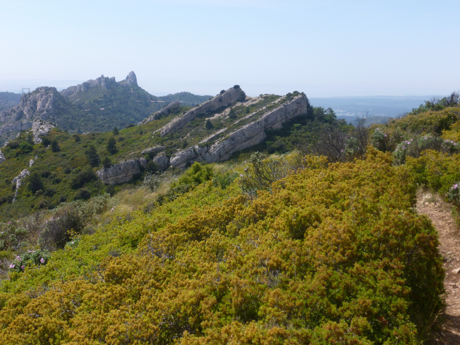 Rando célibataires — La Tête du Grand Puech et le Pilon du Roi en boucle