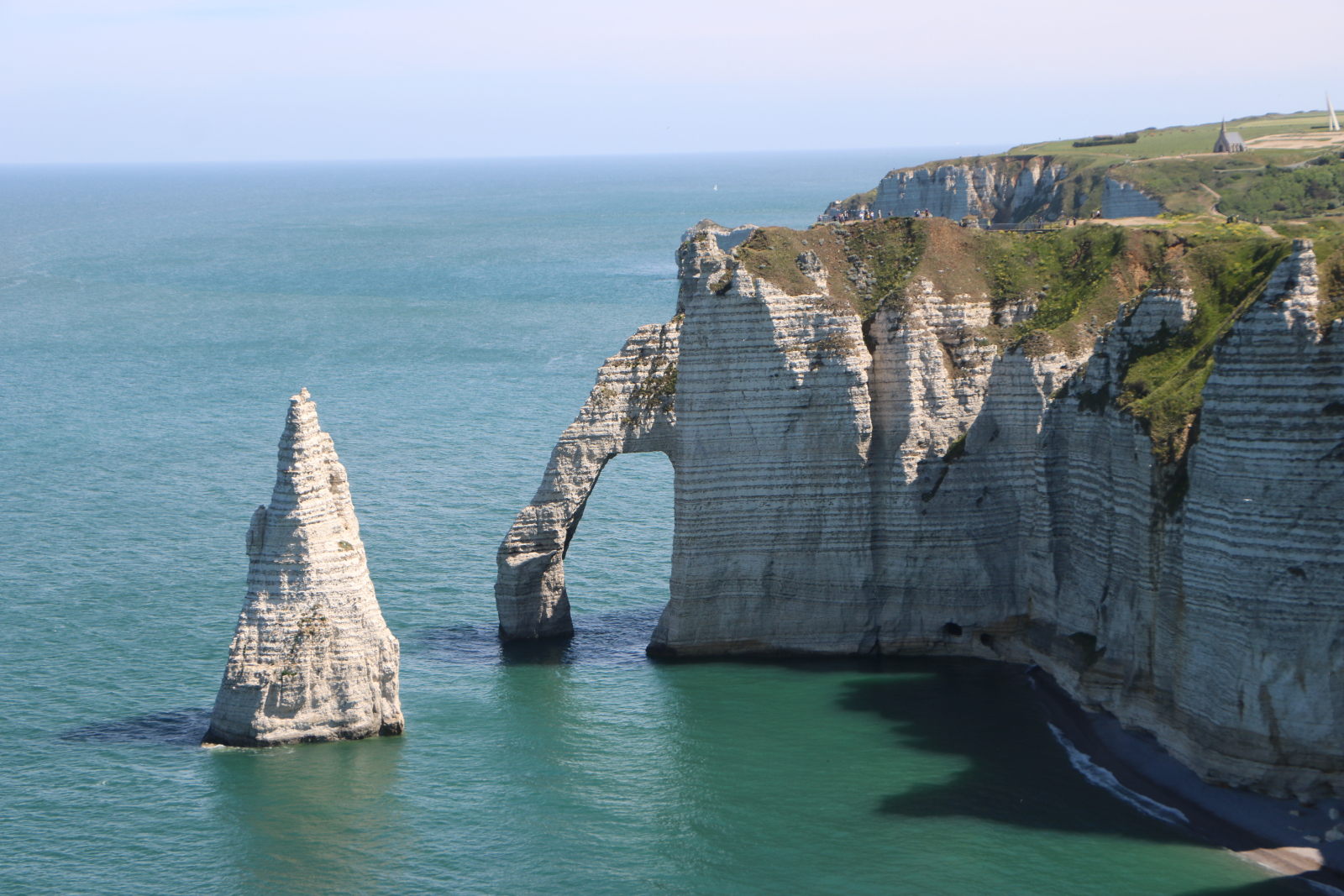 Falaise d'Aval et l'Aiguille à Étretat