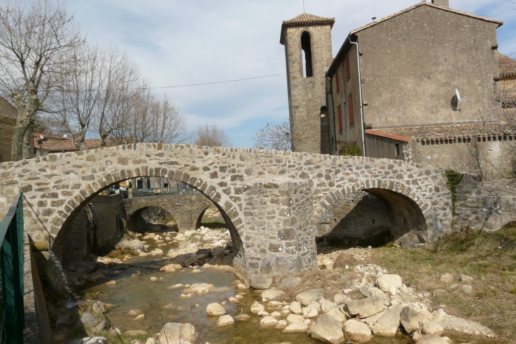 Photo Pont ancien à Labastide en Val